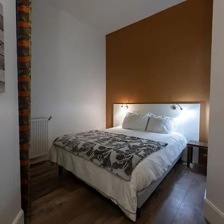 Apartment Dans Chateau Des Magnans, Grand 10 Couchages *
